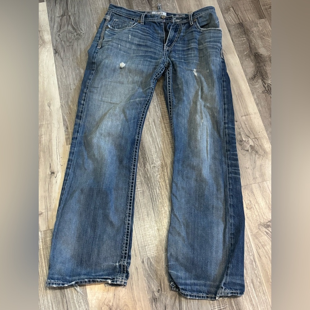 Buckle men’s jeans. Sz. 33. Very nice
